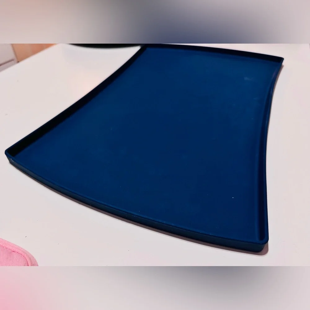 XL 19” Navy Blue Silicone Dog Feeding Mat Waterproof Easy Clean